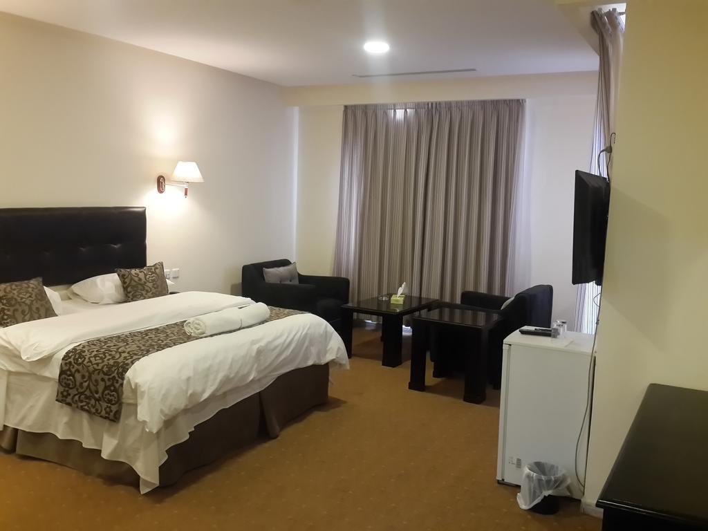 Jeddah Palace Hotel Amman Eksteriør billede